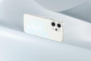 OPPO Reno14全面评测 潮流人鱼姬，超美小OPhone